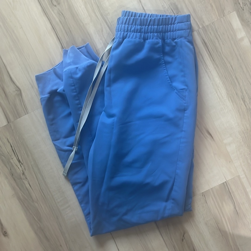 FIGS MTall Jogger Bundle